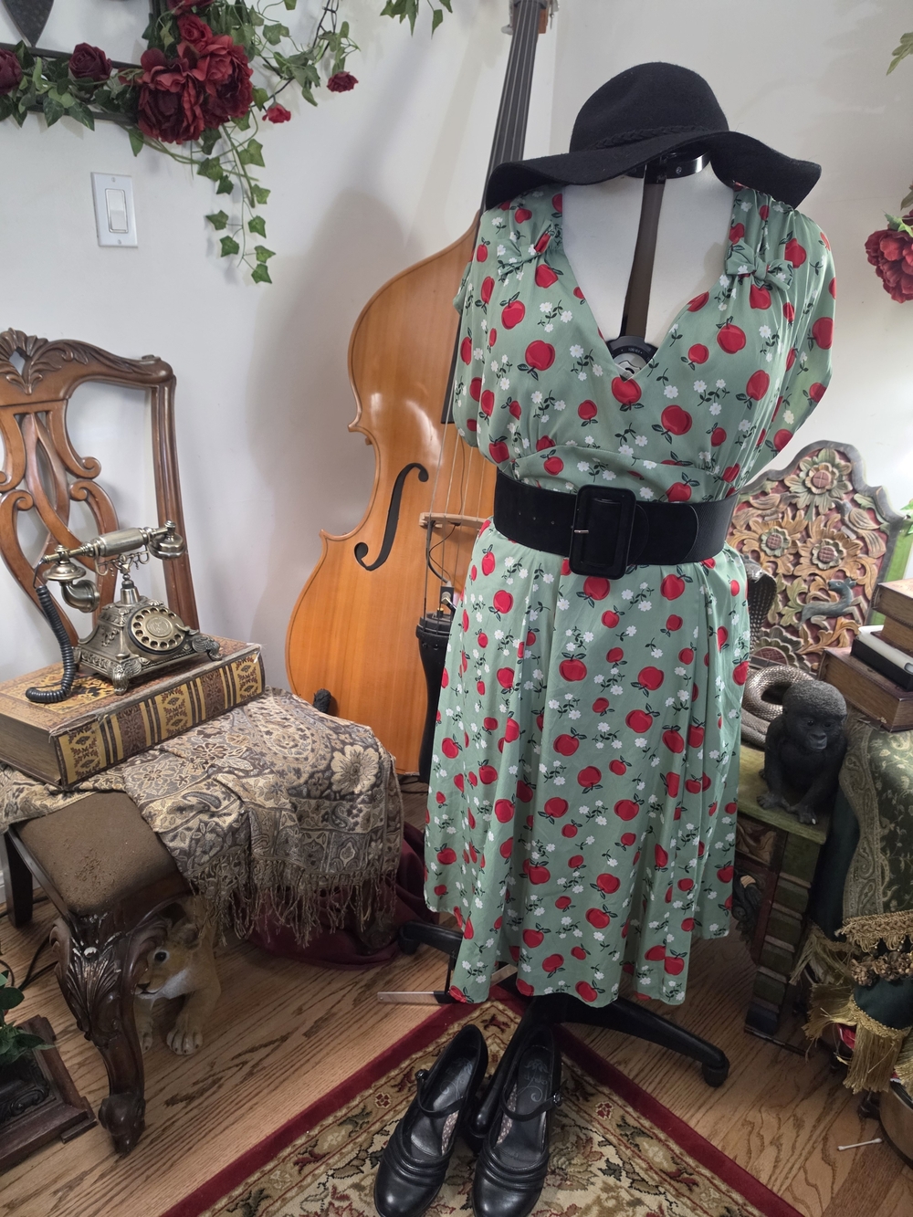 Unique Vintage Mint Green Midi Dress with Red Apple Print - Picture 3 of 3